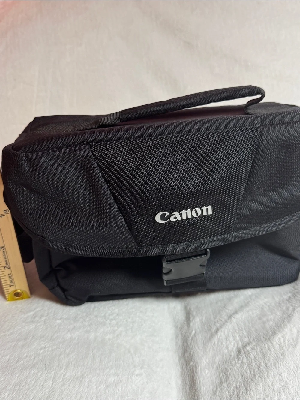 Canon EOS 100ES Shoulder Bag w/ Adjustable Divider Shoulder Strap Big Front Clip